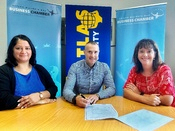 news-500-agreementsigningpic.jpg