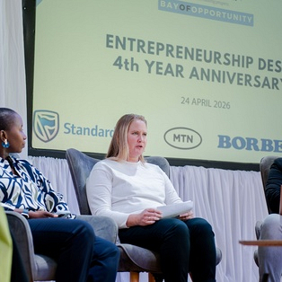 ENTREPRENEURSHIPDESK-4THYEARANNIVERSARY-131