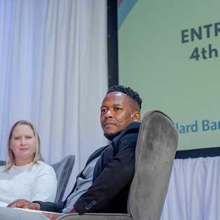 ENTREPRENEURSHIPDESK-4THYEARANNIVERSARY-187
